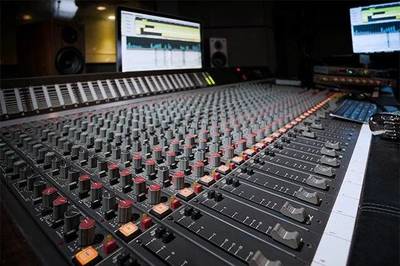半音文化錄音混音培訓課學員招募全案——為你開啟錄音師、混音師、制作人的大門
